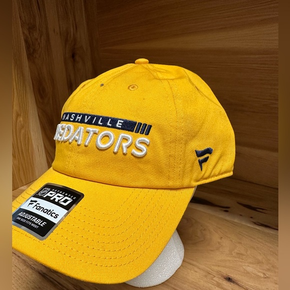 Nashville Predators Fanatics Authentic Pro Rink
Adjustable Hat/Cap- Gold NWT - Picture 5 of 9